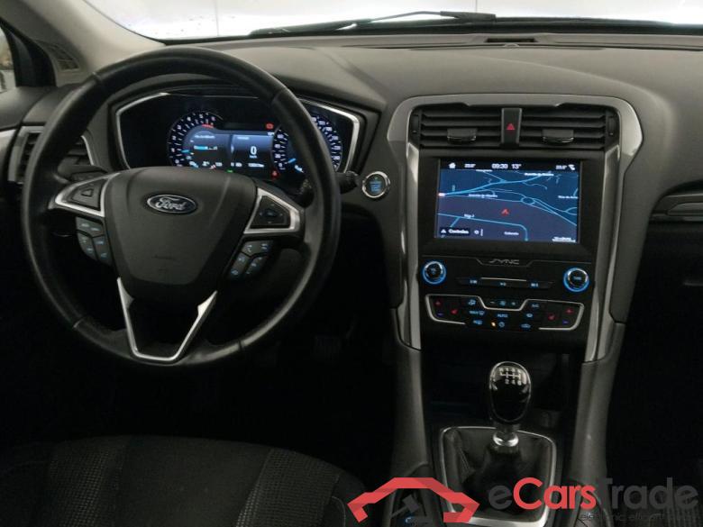 Ford 2.0 TDCi 110kW (150CV) Titanium 235 FORD Mondeo / 2014 / 5P / berlina con portón 2.0 TDCi 110kW (150CV) Titanium 235 #3