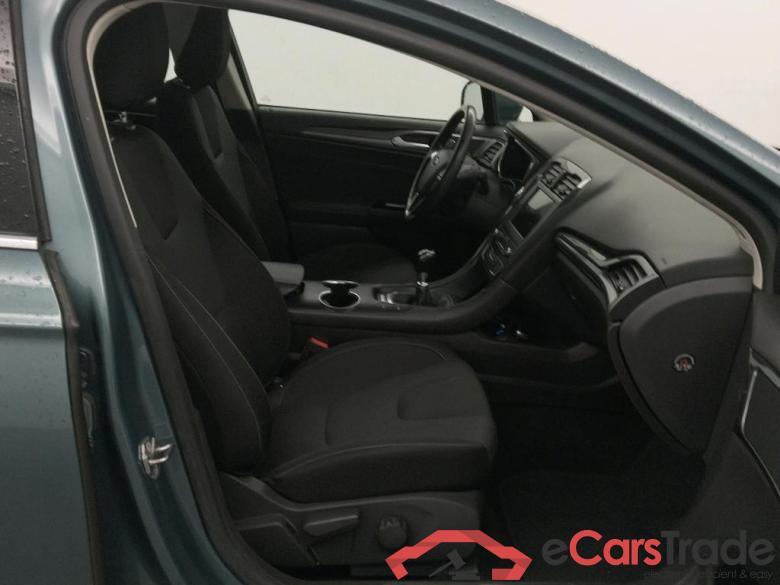 Ford 2.0 TDCi 110kW (150CV) Titanium 235 FORD Mondeo / 2014 / 5P / berlina con portón 2.0 TDCi 110kW (150CV) Titanium 235 #6
