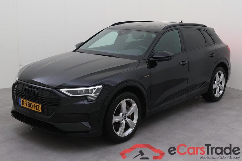 AUDI e-tron  #1