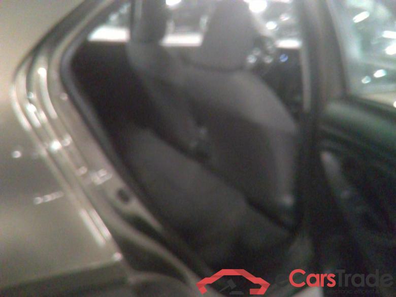 Yaris Cross 1,5 HEV 2WD Dynamic #6