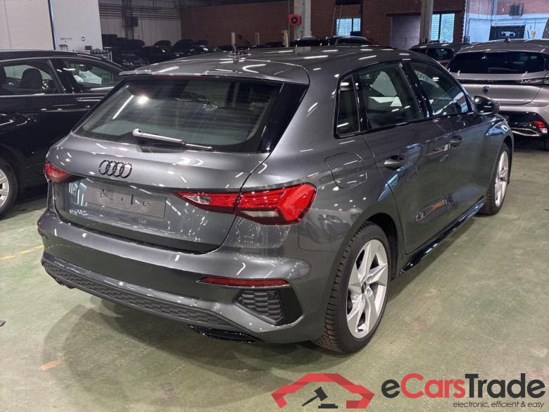 AUDI A3 SPORTBACK 2.0 35 TDI 110KW S LINE Business Light Shadow look Plus #4