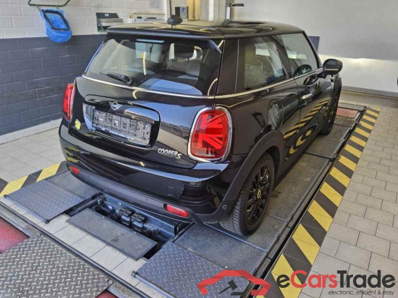 MINI Mini 3-trg. (F56)(2013->) DE - LimS3 SE, Cooper SE Classic Trim, (Facelift 2) 2021 - 2024 #3