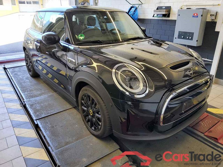 MINI Mini 3-trg. (F56)(2013->) DE - LimS3 SE, Cooper SE Classic Trim, (Facelift 2) 2021 - 2024 #2