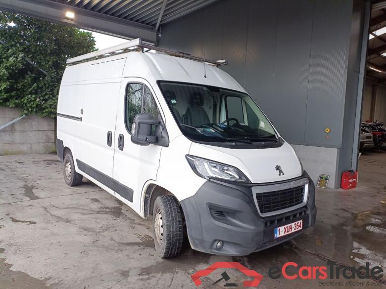 Peugeot Boxer 2.2 BlueHDi S&S 165 Premium 335 L2H2 4d #2