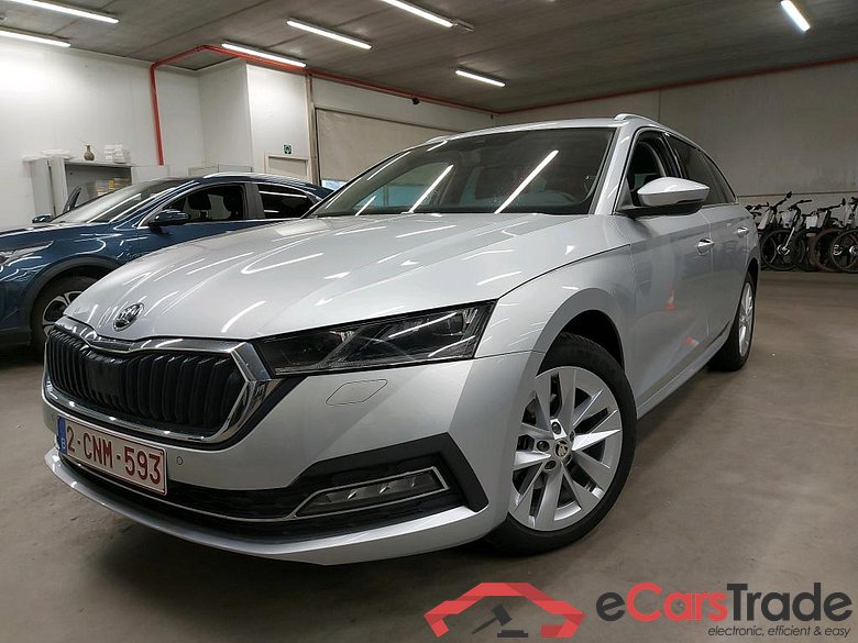 SKODA - SKO OCTAVIA COMBI TSI eTec 110PK DSG7 Clever+ * PETROL *