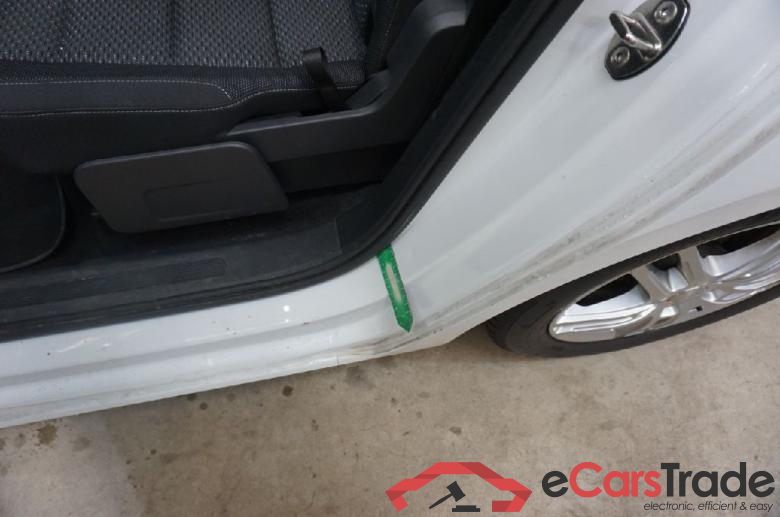 Volkswagen Touran ´15 Touran Comfortline BMT/Start-Stopp 2.0 TDI 110KW AT7 E6d