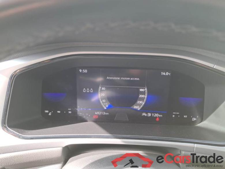 Volkswagen 1 VOLKSWAGEN T-ROC / 2021 / 5P / SUV 2.0 TDI SCR LIFE #4