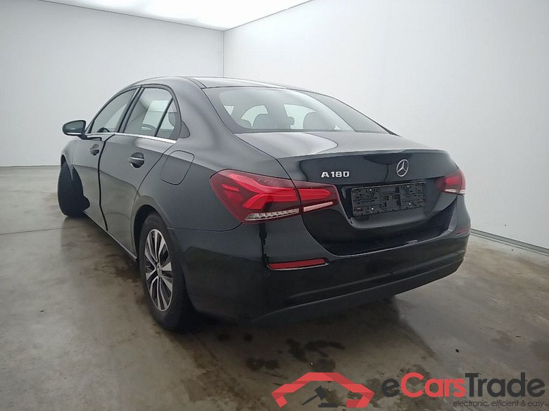 MERCEDES CLASSE A SEDAN (V177) A 180 136 Business Solution (EU6AP) 4d #3