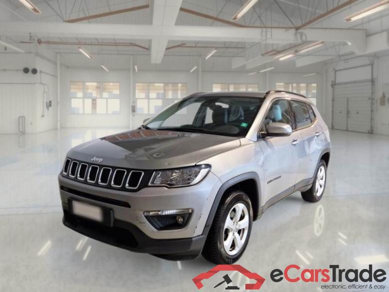Jeep 37 JEEP COMPASS / 2017 / 5P / SUV 2.0 MJET II 103KW BUSINESS 4WD #1