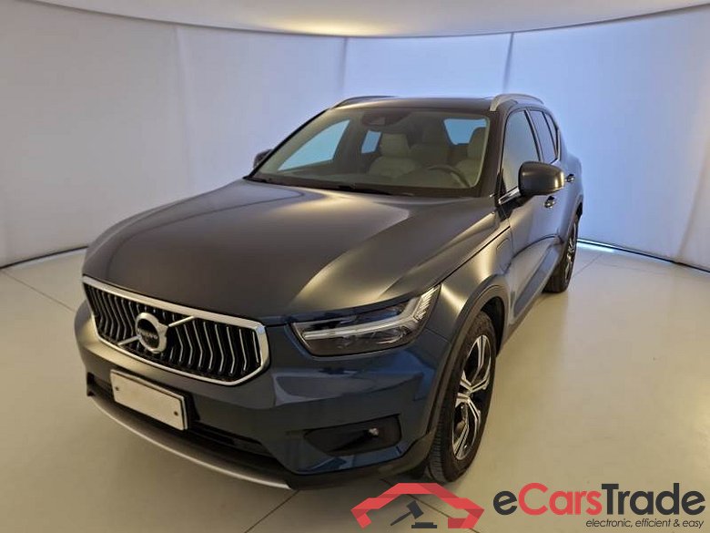 Volvo 218 VOLVO XC40 / 2017 / 5P / SUV T5 PLUG-IN HYBRID AUTO RECHARGE INSCR. #1