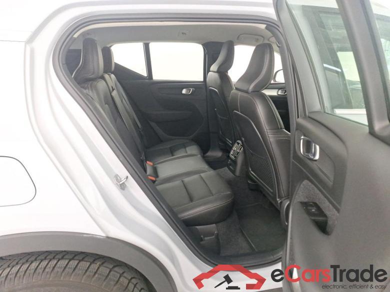 VOLVO XC40 1.5 T4 RECHARGE GEARTR. INSCRIPTION EXPR Park Assist Winter #6