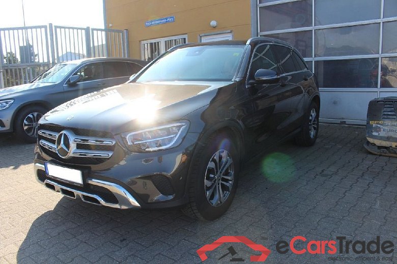 Mercedes GLC ´15 GLC -Klasse GLC 220 d 4Matic (253.915) 143KW AT9 E6d