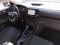 preview Volkswagen T-Cross #2