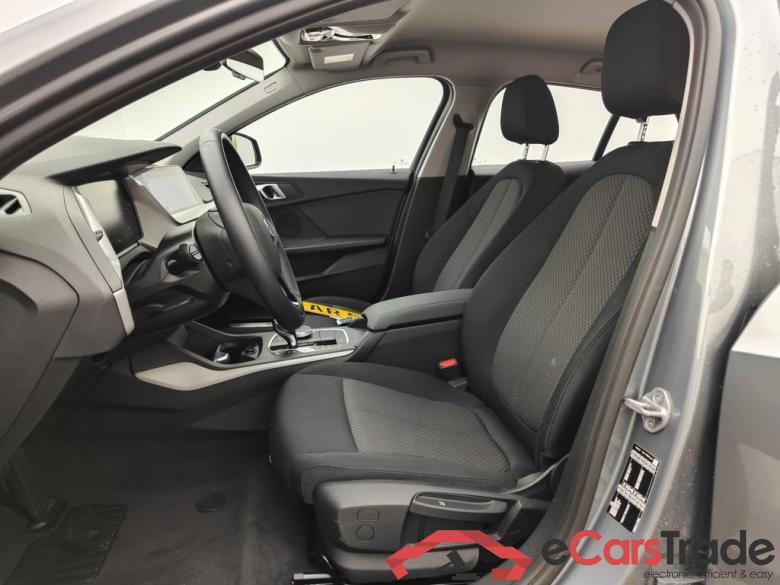 BMW 1 HATCH DIESEL - 2019 118 dA 150hp (EU6AP) 5d #6