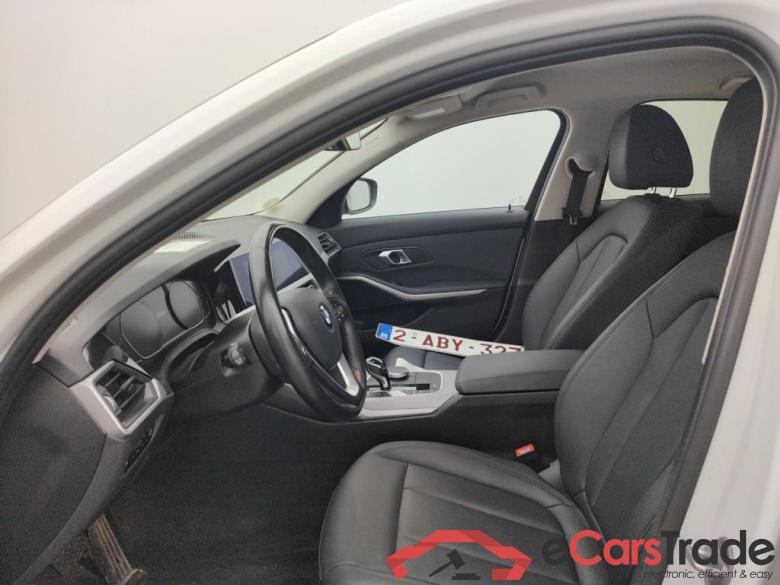 BMW 3 Reeks Berline 318dA (110 kW) 4d #6