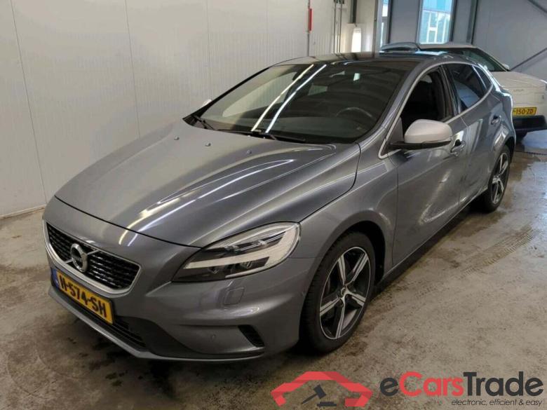 VOLVO V40 1.5 T3 Polar+ Sport #1