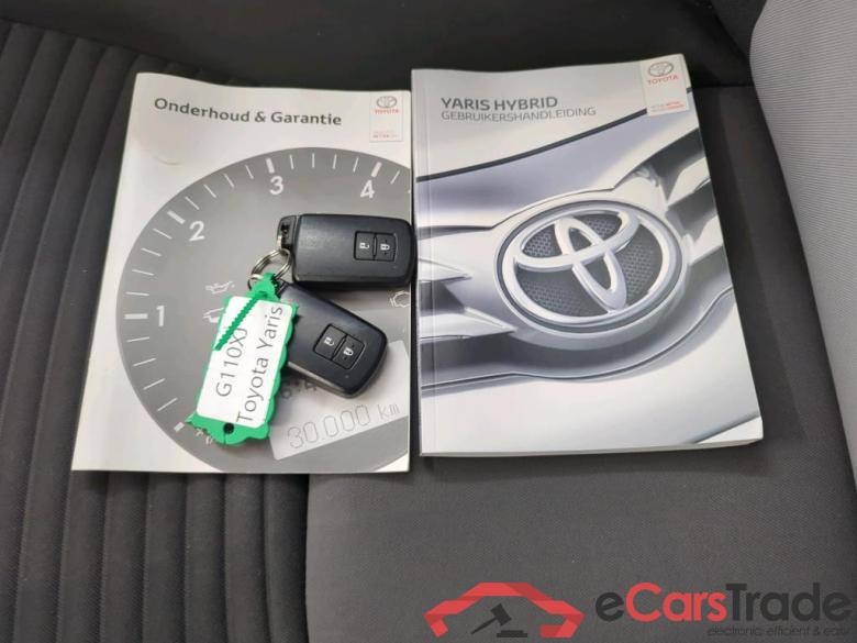 Toyota Yaris 5d 14-20 Toyota Yaris 1.5 Hybrid Dynamic Automaat 5d #4