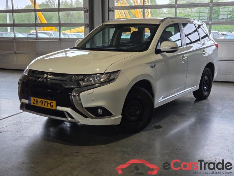 MITSUBISHI OUTLANDER 2.4 PHEV Pure #1