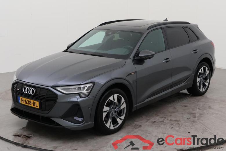 AUDI e-tron  #1