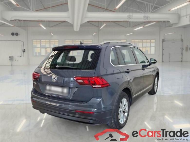 Volkswagen 69 VOLKSWAGEN TIGUAN / 2016 / 5P / SUV 1.6 TDI SCR BUSINESS BMT #2