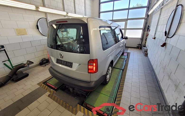 Volkswagen Caddy PKW (SA)(03.2015->2020) DE - Van5 2.0 TDI BMT EU6d-T, Maxi Trendline (EURO 6d-TEMP), 2018 - 2020 #3
