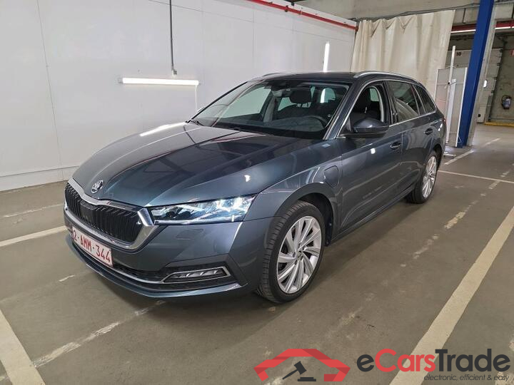 Skoda Octavia Combi Octavia Combi 1.4 TSI PHEV DSG6 Ambition (PHEV) 150kW/204pk  5D/P Auto-6