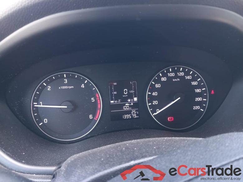 Hyundai 1.1 CRDi Go!(SP) HYUNDAI i20 / 2014 / 5P / berlina con portón 1.1 CRDi Go!(SP) #4