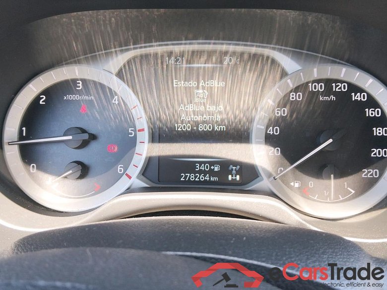 Nissan D. Cab. 2.3dCi 120kW(160CV) Visia BDif NISSAN Navara / 2015 / 4P / pickup D. Cab. 2.3dCi 120kW(160CV) Visia BDif #4