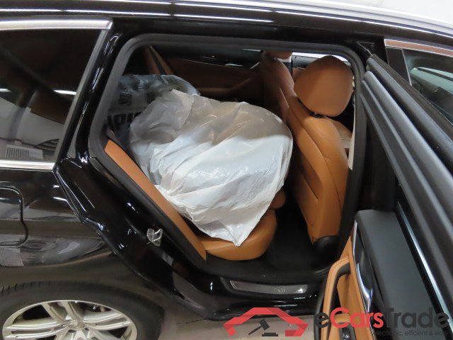 BMW 5-Serie Touring ´16 Baureihe 5 Touring 520 d 2.0 140KW AT8 E6dT