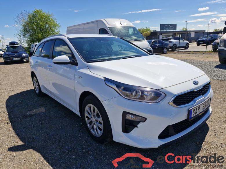 Kia  Ceed Sportswagon (2018->) Ceed SW 1.6 CRDi 100 Fresh #3