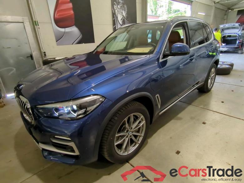 BMW X5 ´18 Baureihe X5 xDrive 45 e xLine 3.0 290KW AT8 E6d #1