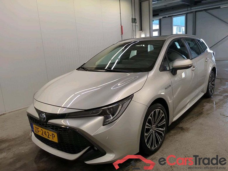 TOYOTA Corolla Touring Sports 1.8 Hybrid Bus Intro