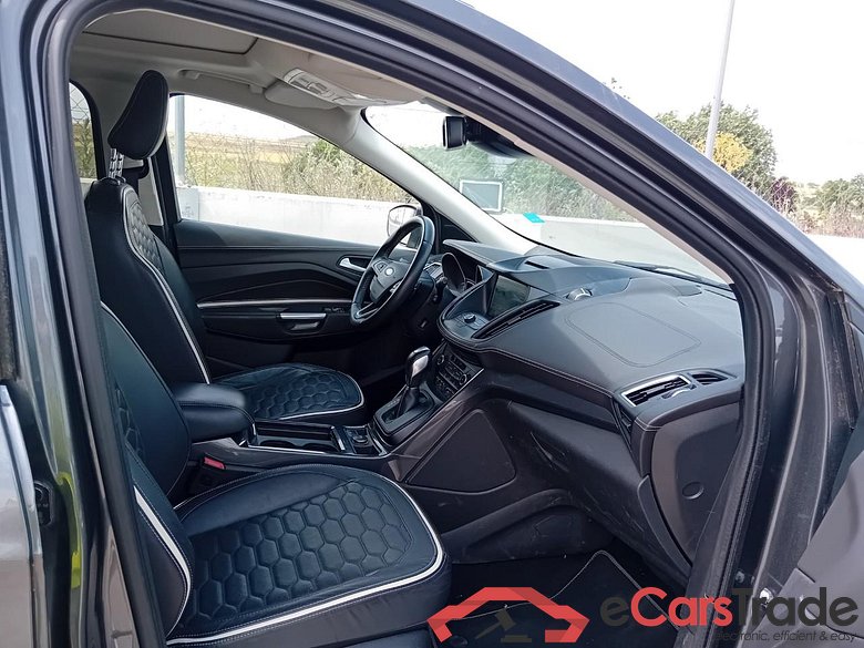 Ford 1.5 EcoBoost 129kW 4x4 Vignale Auto FORD Kuga / 2016 / 5P / todoterreno 1.5 EcoBoost 129kW 4x4 Vignale Auto #4