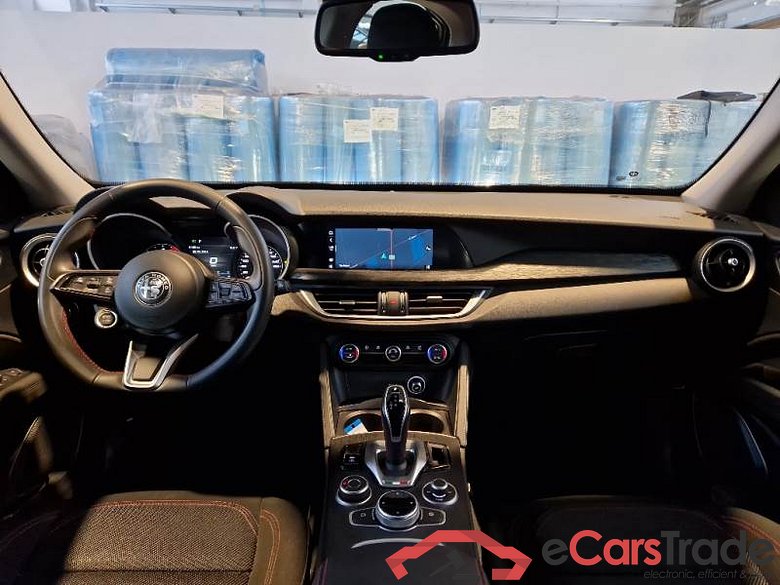 AlfaRomeo 64 ALFA ROMEO STELVIO / 2017 / 5P / SUV 2.2 TURBO DIESEL 160CV BUSINESS AT8 RWD #3