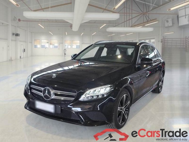Mercedes 226 MERCEDES-BENZ CLASSE C / 2018 / 5P / STATION WAGON C300 DE EQ-P BUSINESS EXTRA AUTO SW #1
