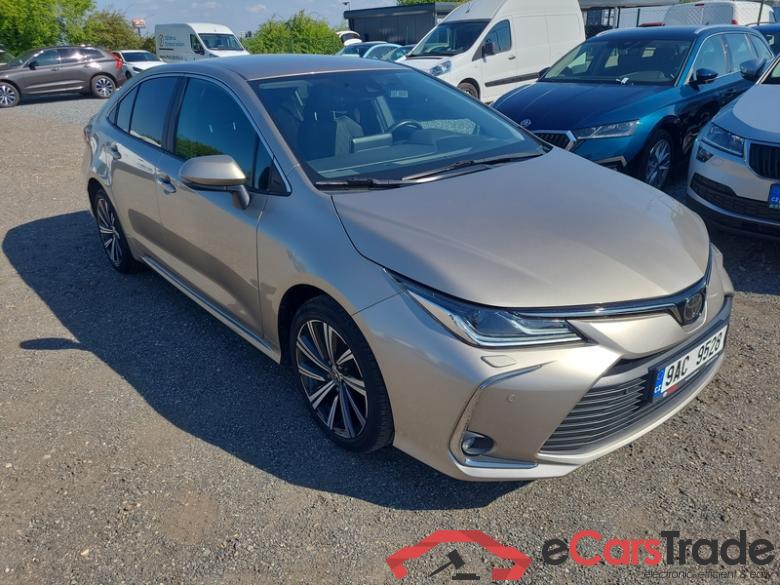 Toyota  Corolla  (E18)(06.2013) Corolla 1.5�Dyn.Com.St.Tech 4d #3