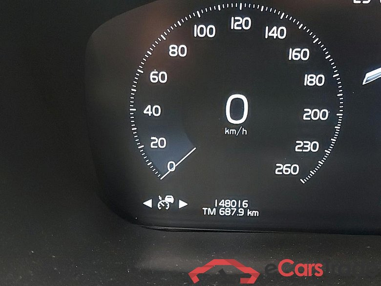 VOLVO - VOL XC60 T4 190PK Geartronic R-Design Pack Xenium Pro With Nappa Sport Seats & AirSuspension Four C & Upgrade Premium Audio & Intellisafe Pro & Semi Auto Foldable Towing Hook * PETROL * #5