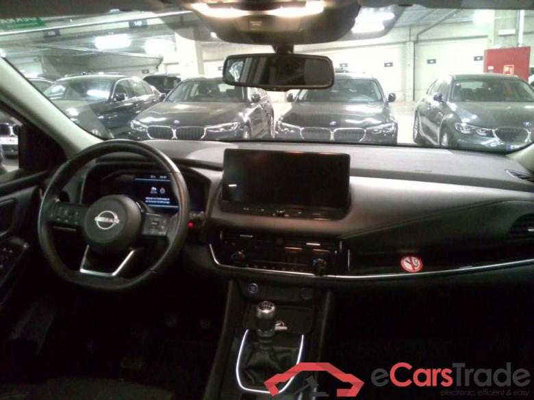 QASHQAI MY23 Mild-Hybrid 140 MT 2WD N-connecta  Design Pack #5