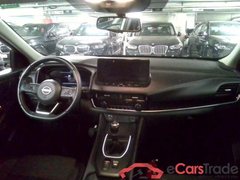 QASHQAI MY23 Mild-Hybrid 140 MT 2WD N-connecta  Design Pack #5