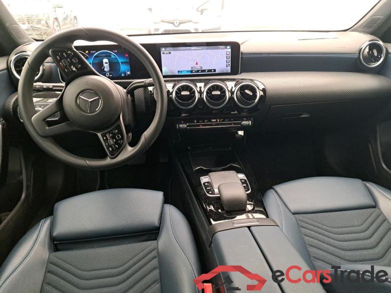 Mercedes A 180 Business Line MERCEDES-BENZ Classe A Compact 5p Berline A 180 Business Line #5