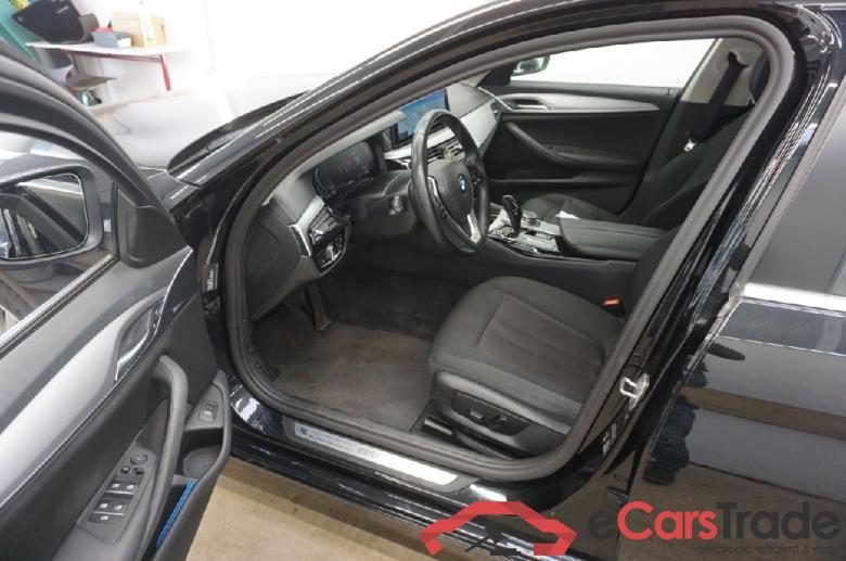 BMW 5-Serie Touring ´16 Baureihe 5 Touring 520 d 2.0 140KW AT8 E6d #4