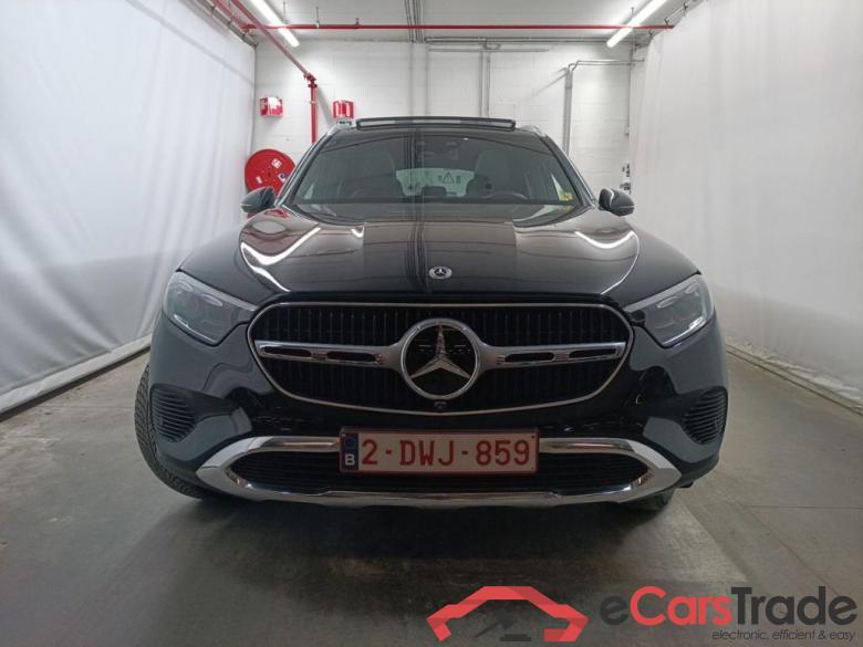 Mercedes-Benz GLC GLC 300 e 4MATIC Luxury Line 5d #1