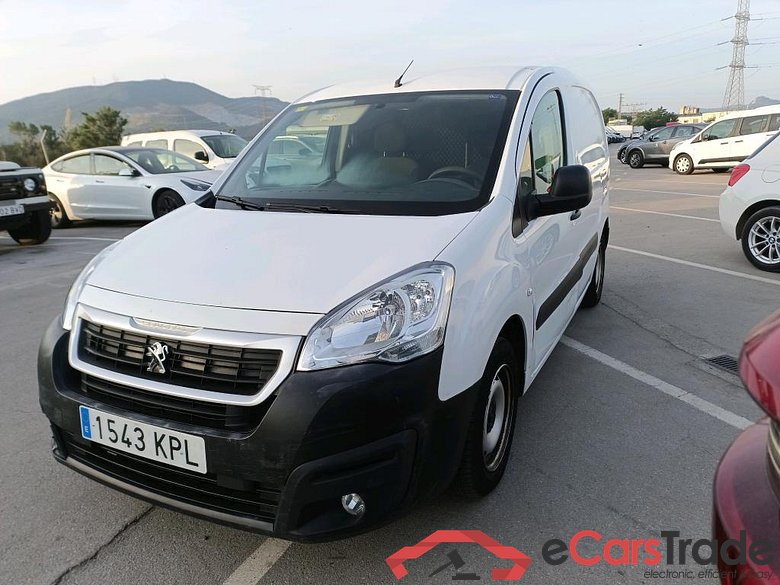 Peugeot Furgón Confort L1 BlueHDi 73KW (100CV) PEUGEOT Partner / 2015 / 3P / furgón derivado de turismo Furgón Confort L1 BlueHDi 73KW (100CV) #1