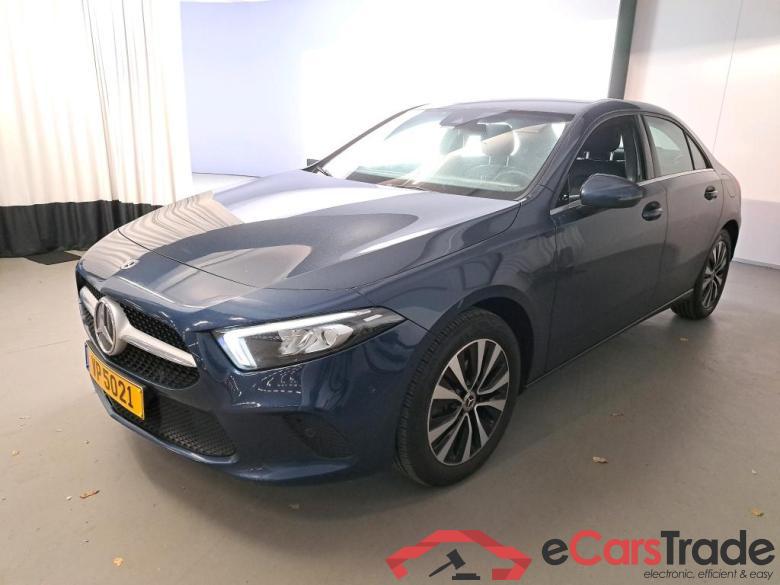 MERCEDES - MER A BERLINE 250e 218PK DCT Business Solution * HYBRID *