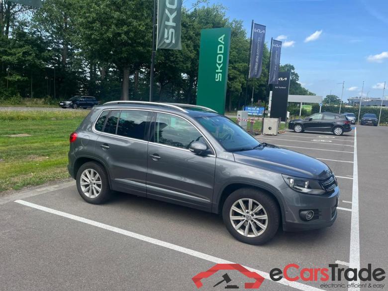 VOLKSWAGEN Tiguan Tiguan Sport & Style 1.4 TSI BlueMotion Technology 110 kW (150 ch) 6 vitesses DSG