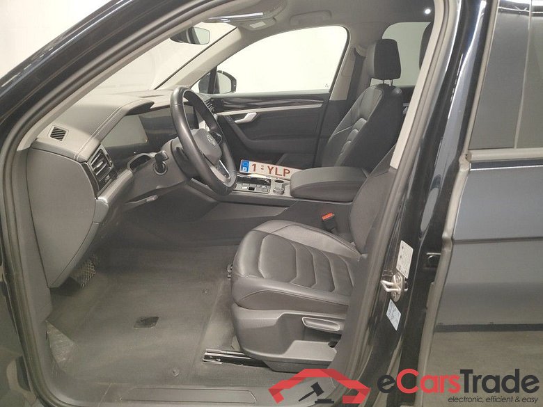 Volkswagen Touareg 3.0 TDI 170kW 4WD Auto 5d #6