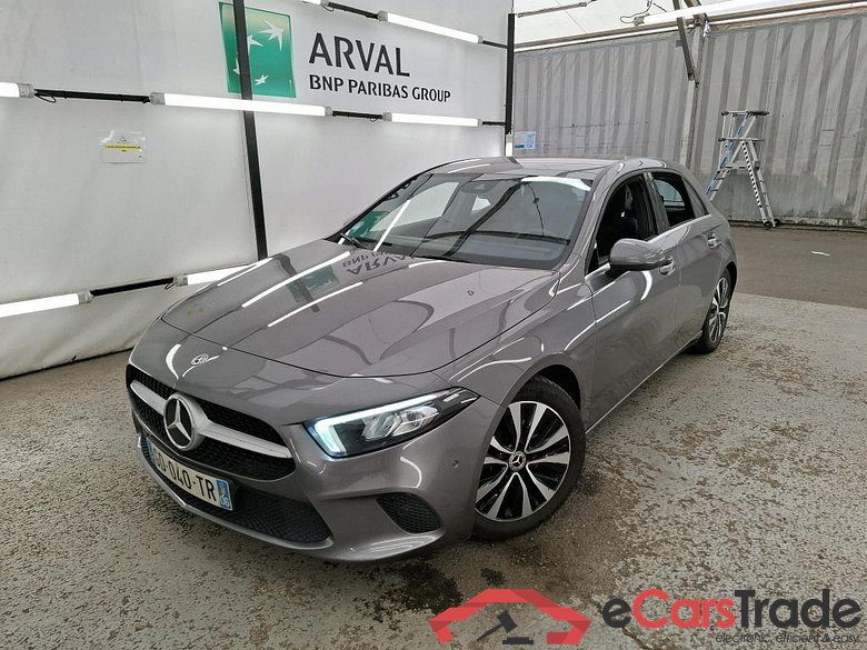 Mercedes A 200 Business Line 7GDCT MERCEDES-BENZ Classe A Compact 2018 5P Berline A 200 Business Line 7GDCT