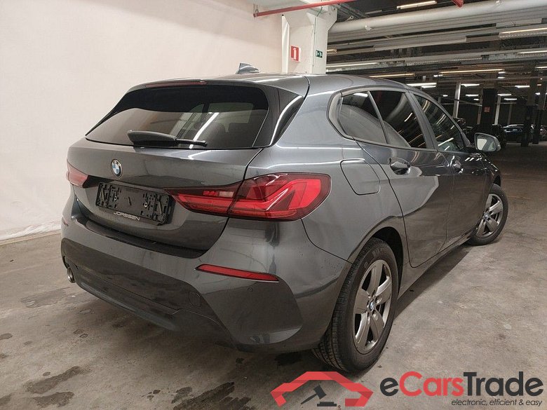 BMW 1 Reeks Hatch 116dA (85 kW) 5d #2