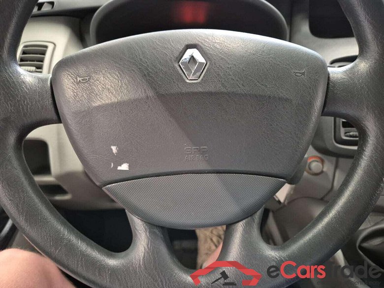 RENAULT Trafic Passenger 2.0 dCi T27L1H1 Expression #5