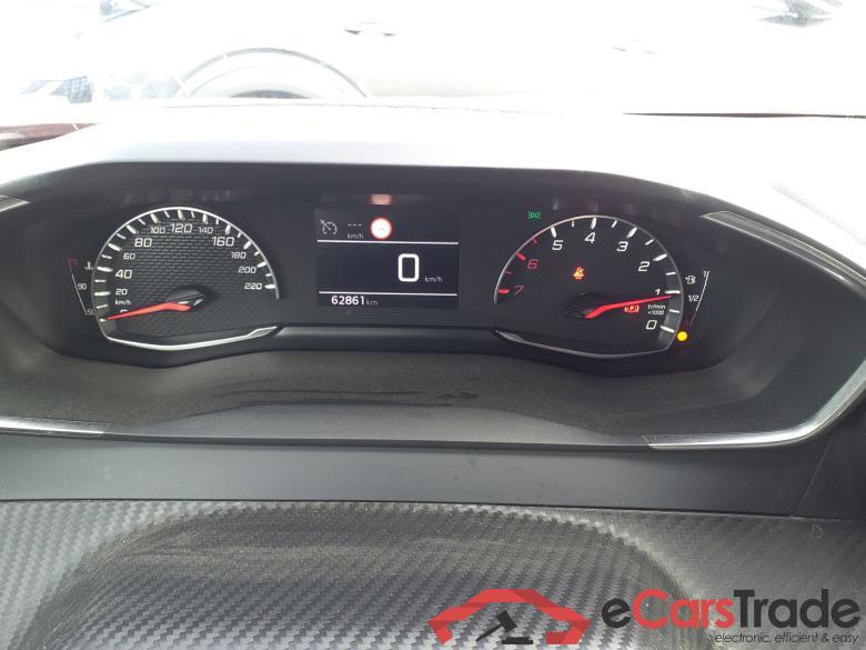 PEUGEOT 2008 1.2 PureTech 100 S&S Allure BVM #6